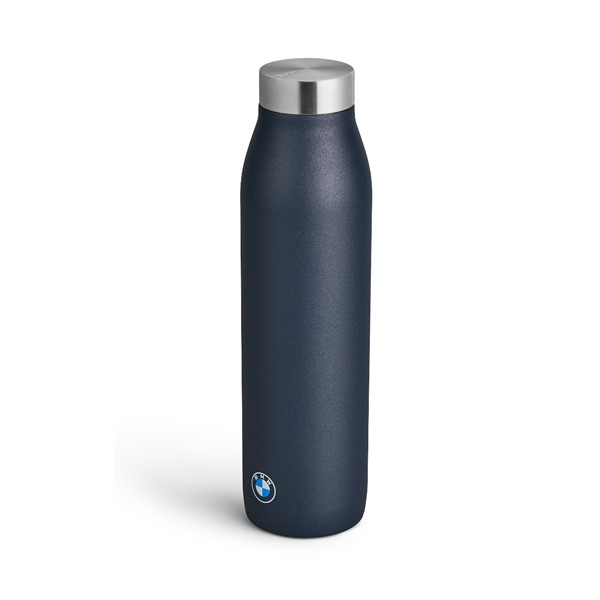 BMW保溫瓶，以簡約設計搭配永續環保材質，延長產品使用年限，打造永續性